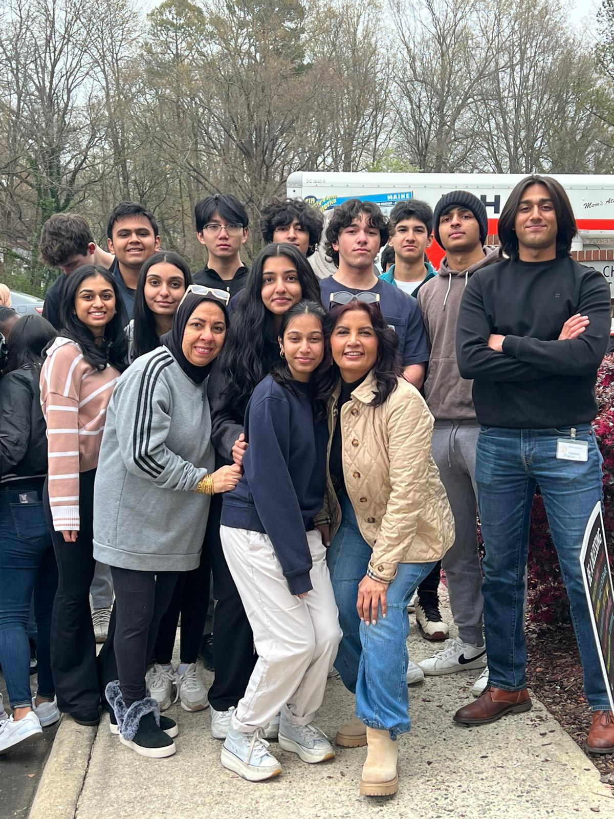 Dr. Samira Khan with a group of students